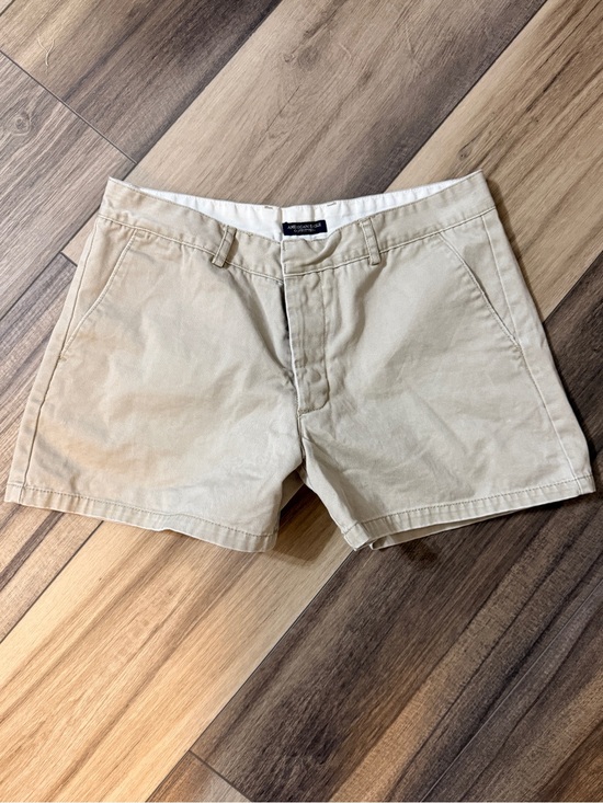 American Eagle Outfitters Pants - American Eagle Tan Khaki Chino Shorts Women’s Size 6 Casual Summer Preppy